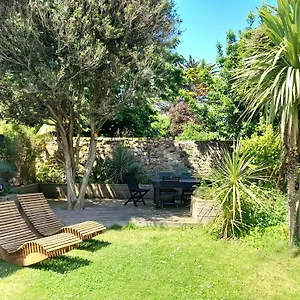  Hébergement de vacances Peninsular House France